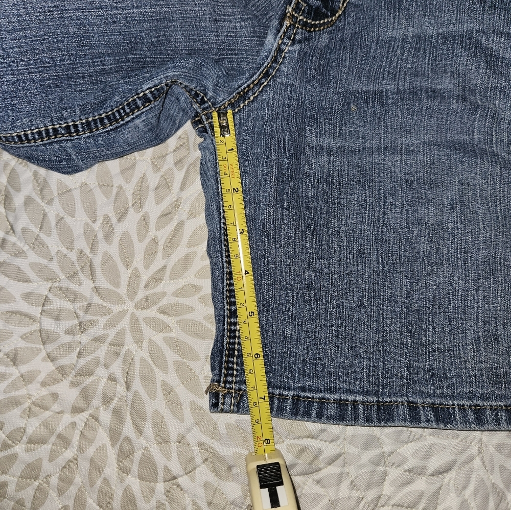 Blue jean shorts see pics for measurements size 10 - Picture 6 of 6